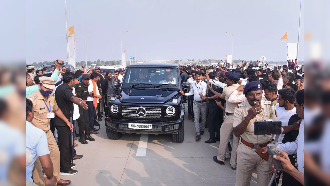 Maharashtra Chief Minister Eknath Shinde and Dy CM Fadnavis