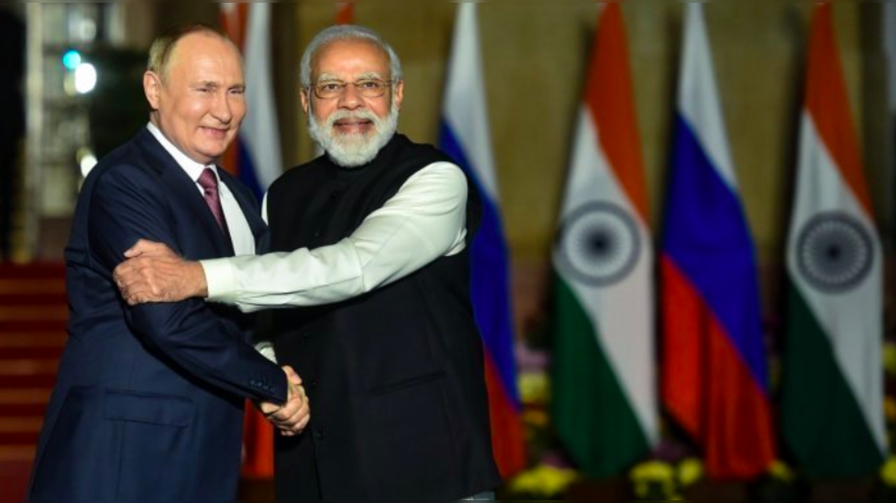 Russia offers cooperation to India for leasing, building large tankers to bypass G7 cap