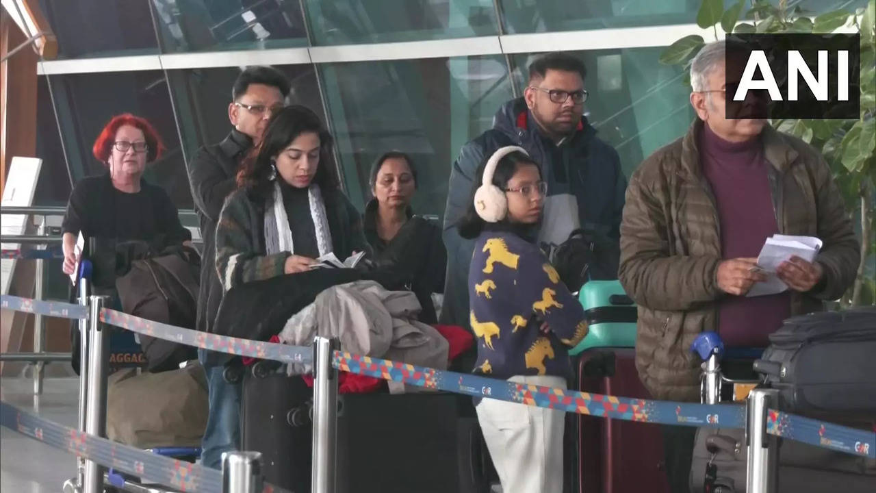 delhi airport chaos