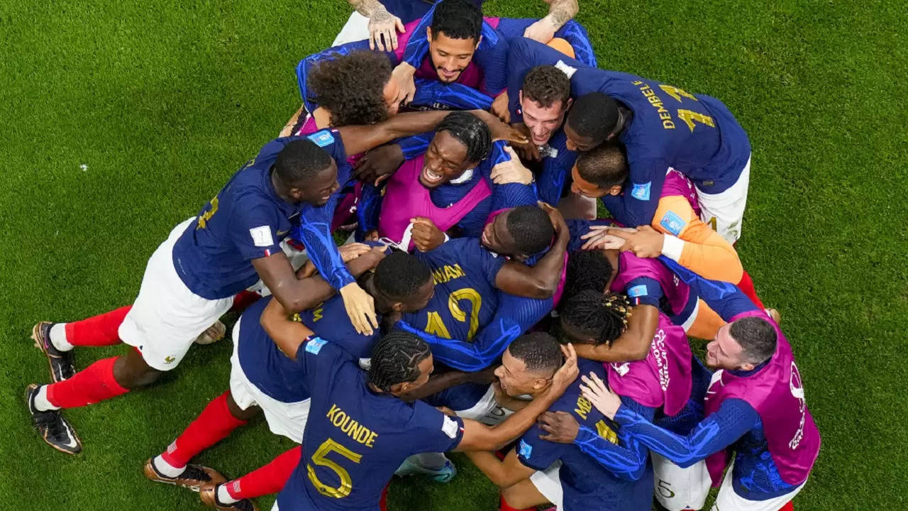 Frankreich schließt sich Italien, Brasilien und Deutschland in der Eliteliste an, nachdem es sich einen Platz in aufeinanderfolgenden Endspielen der FIFA-Weltmeisterschaft gesichert hat