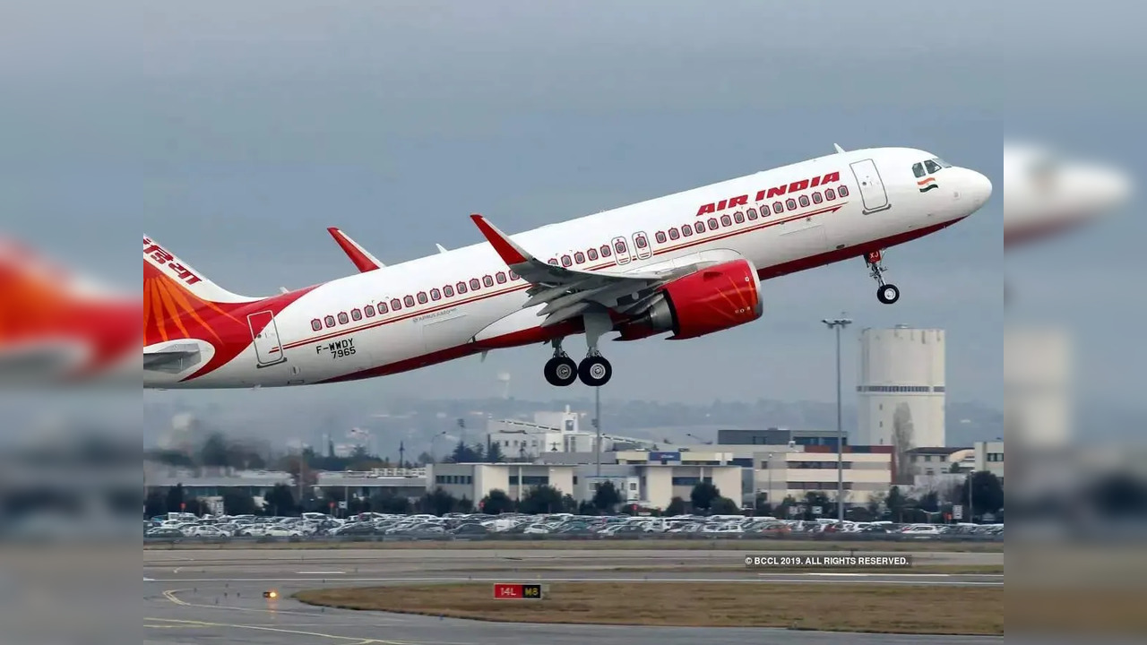 Jyotiraditya Scindia inaugurates Air India's Mumbai-San Francisco direct flight