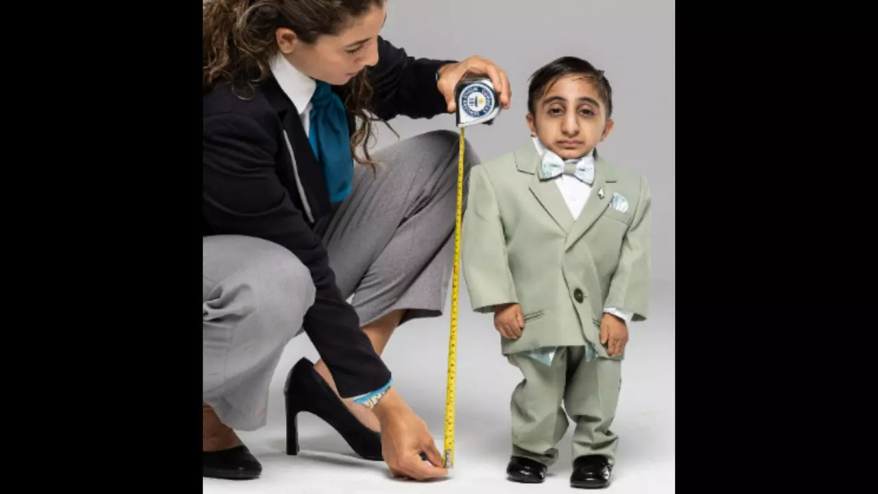 World's shortest man alive Afshin Esmaeil Ghaderzadeh