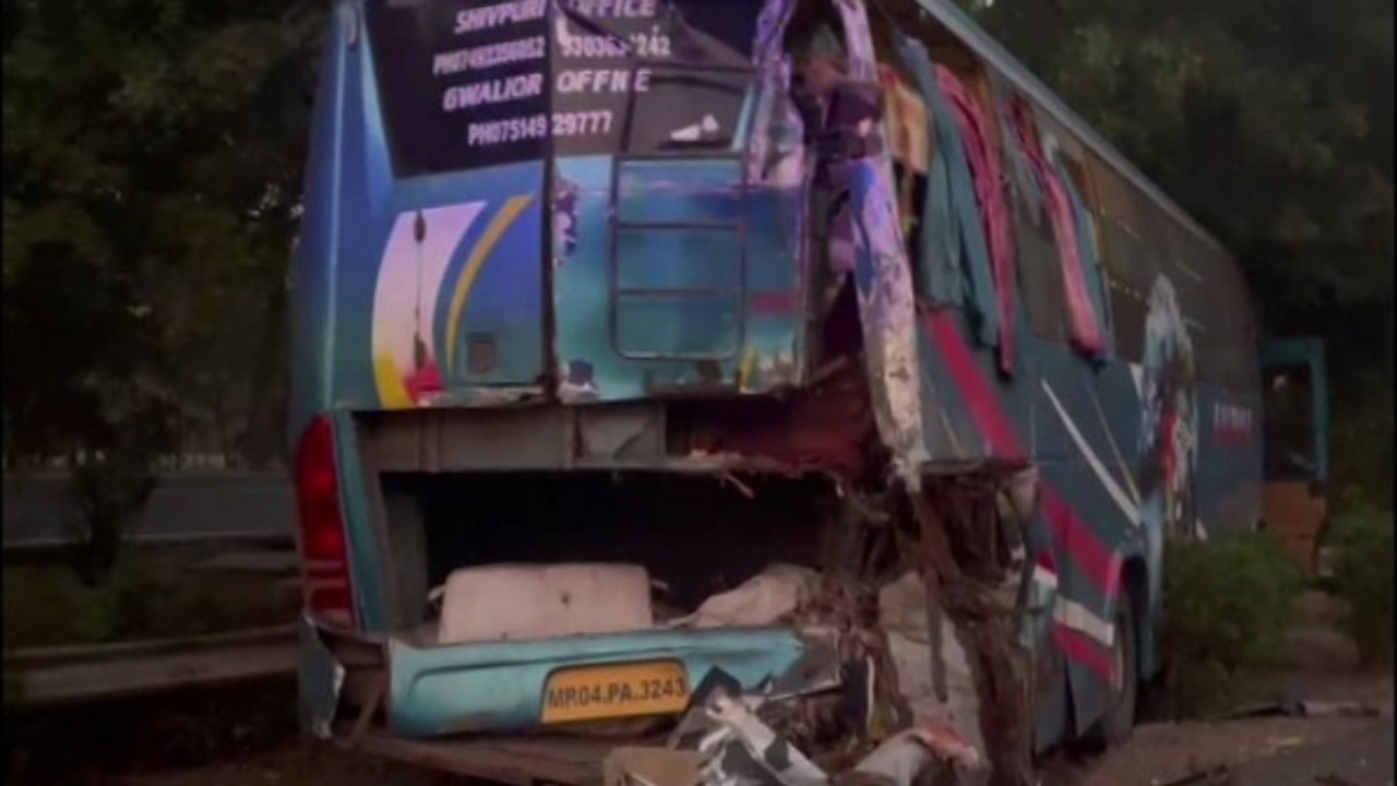 Greater Noida bus collission