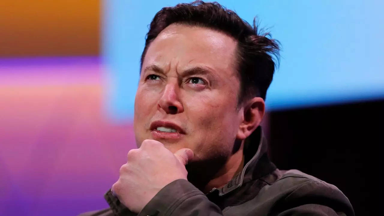 Musk poll reveals 57% people want him to step down as Twitter CEO.