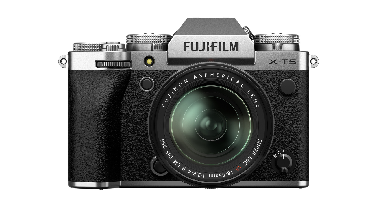 Fujifilm X-T5 Mirrorless Camera With A Shutter Speed Of 1/180000 ...