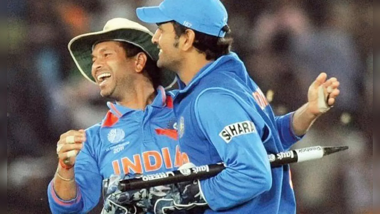 Sachin Tendulkar MS Dhoni.