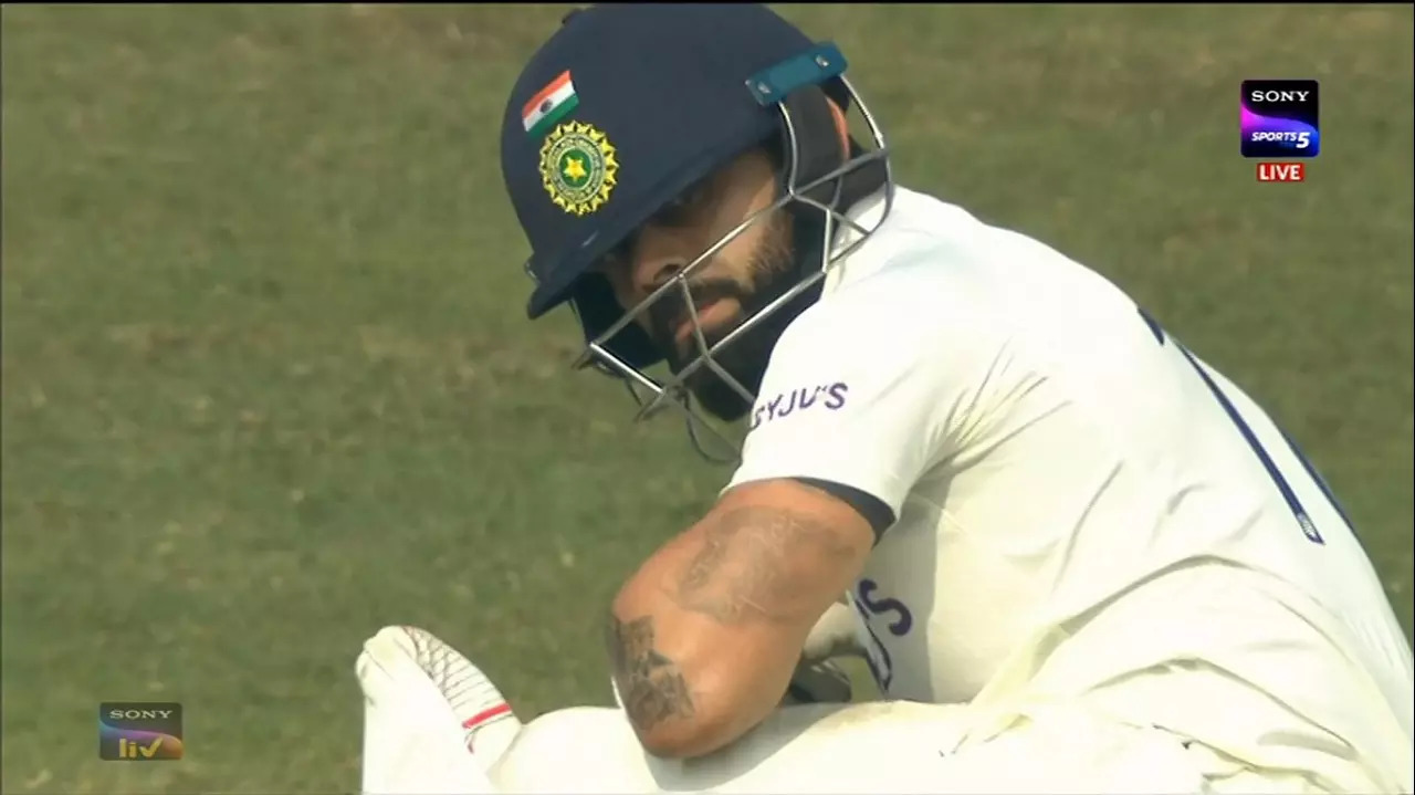 Virat Kohli death stare Pant.