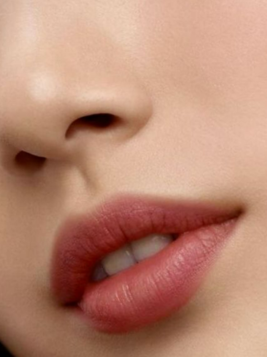 Lip balm for pink lips Make these DIY lip balms to get pink lips