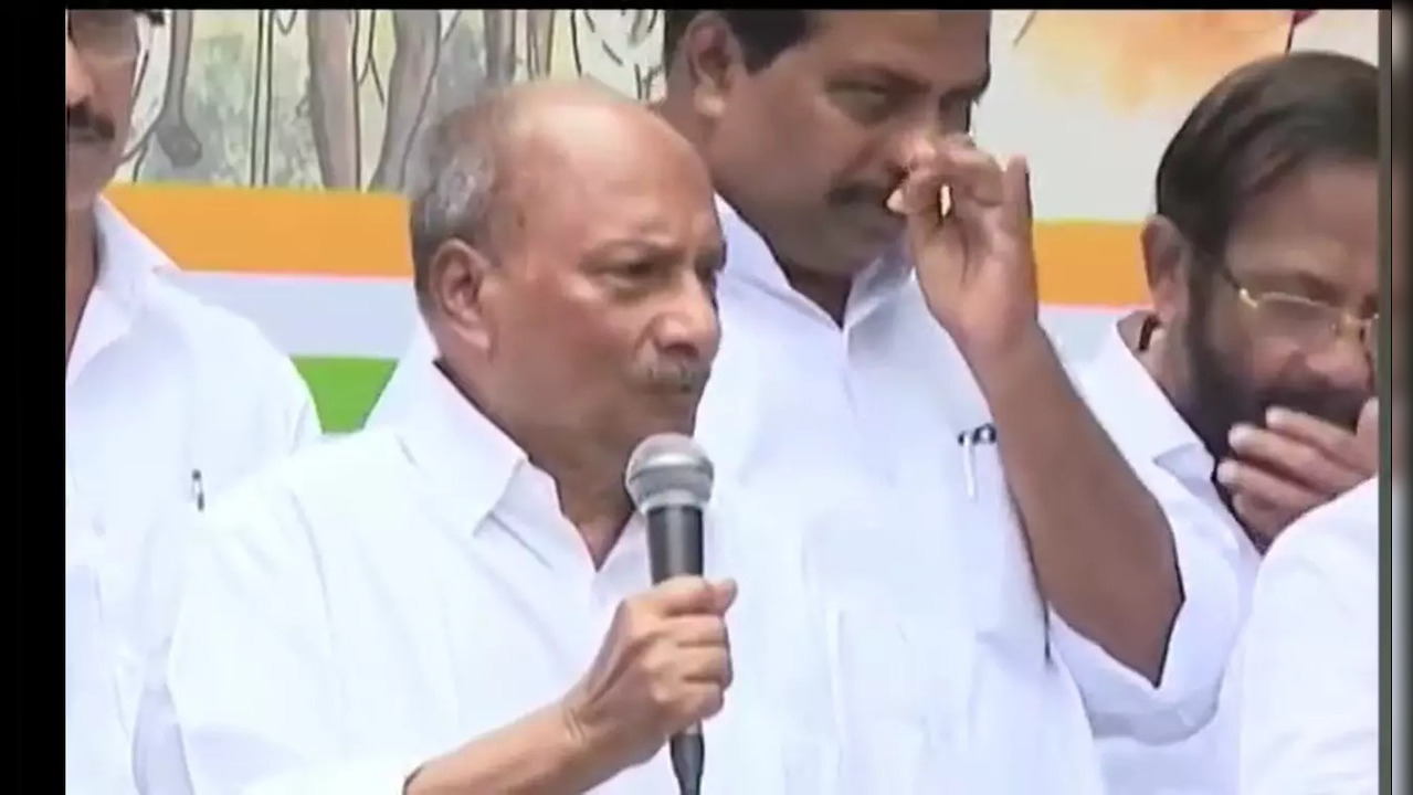 Veteran Congress leader AK Antony