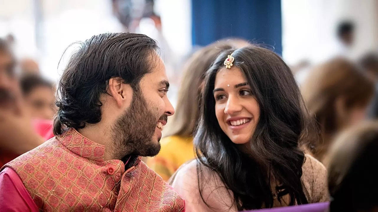 Anant Ambani Radhika Merchant engagement