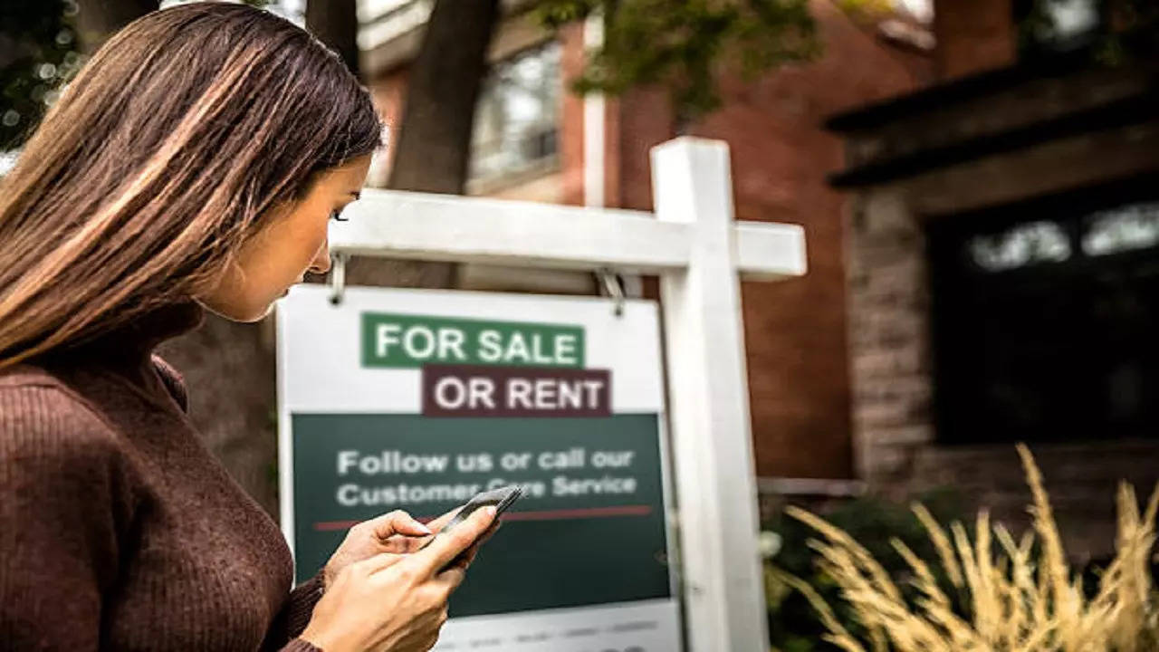 istockphoto-canada houses real estate