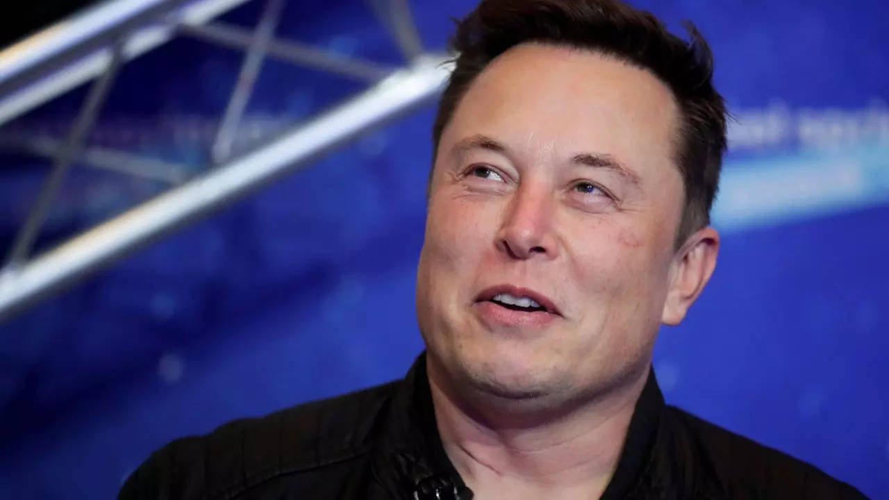 Twitter CEO Elon Musk has become the first person ever to lose $200 billion in net worth