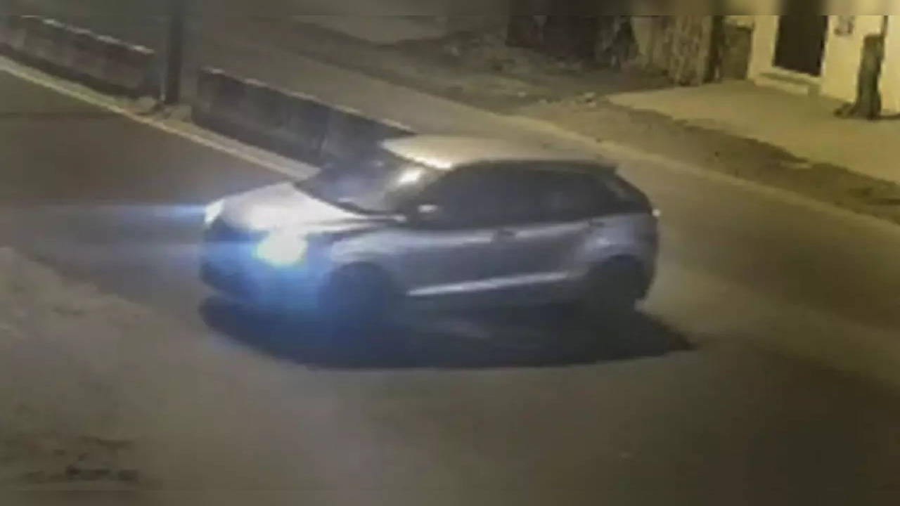 ​Car that dragged woman in Delhi