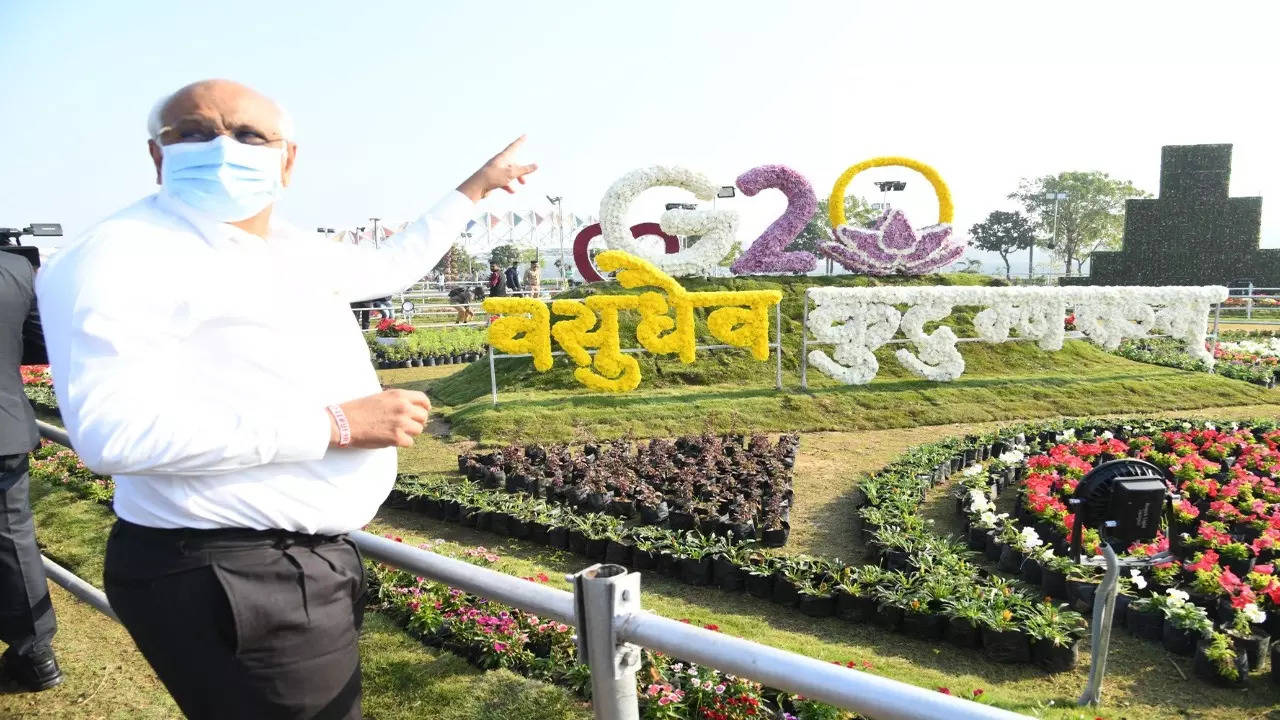 Ahmedabad riverfront flower show 2023