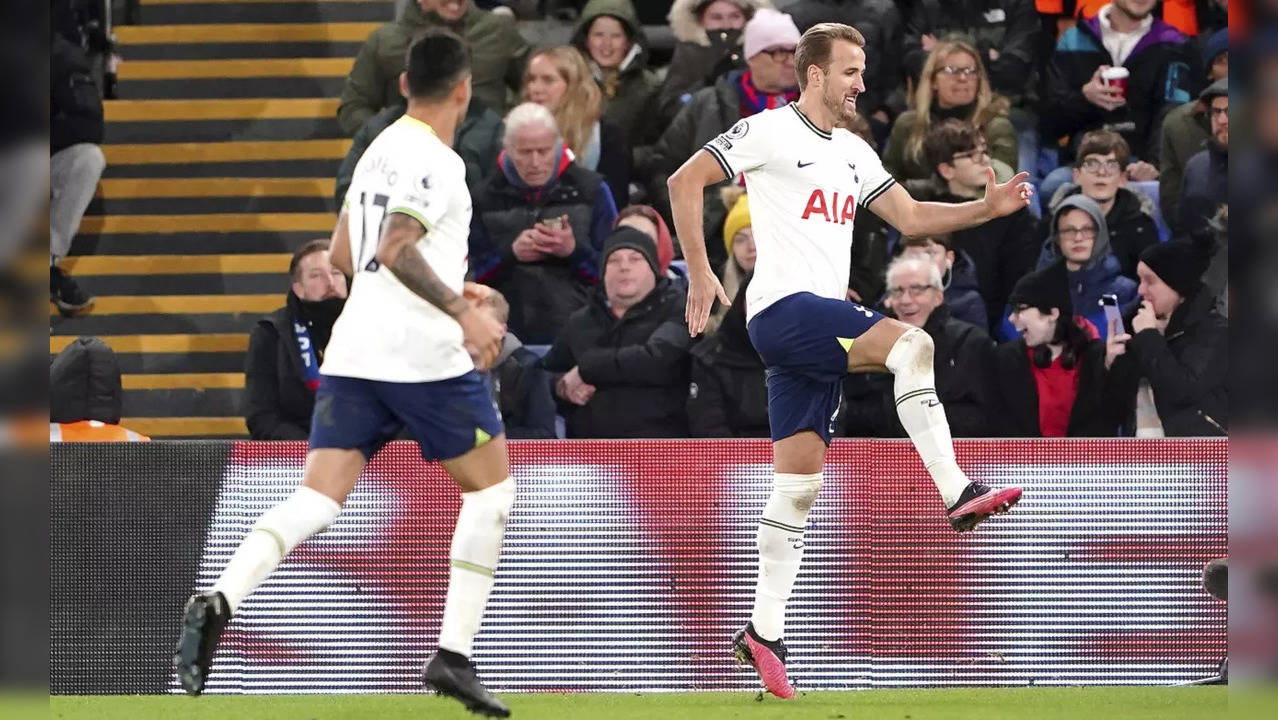 Ruthless Harry Kane Lifts Spurs As Nottingham Forest Climb Out Of Drop Zone Football News 