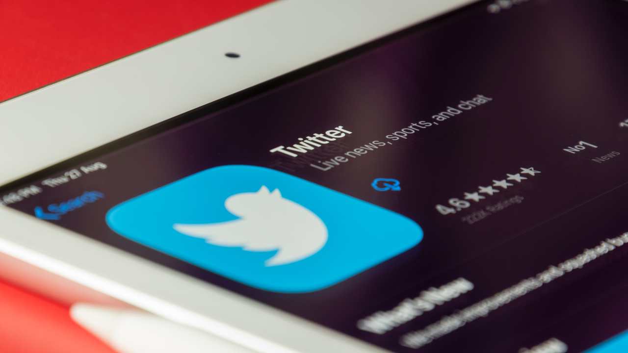 Twitter to introduce advanced search filters for iPhones.