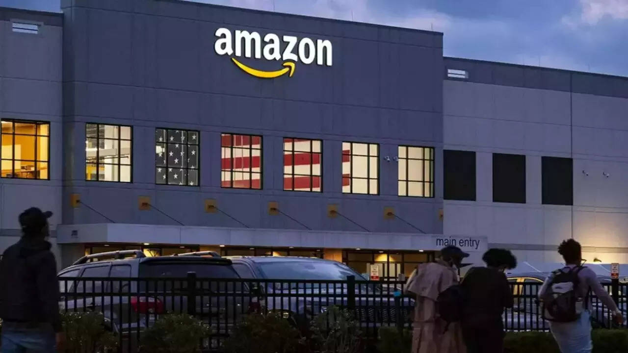 Amazon Layoffs Reason, what will affected employees get, most impacted