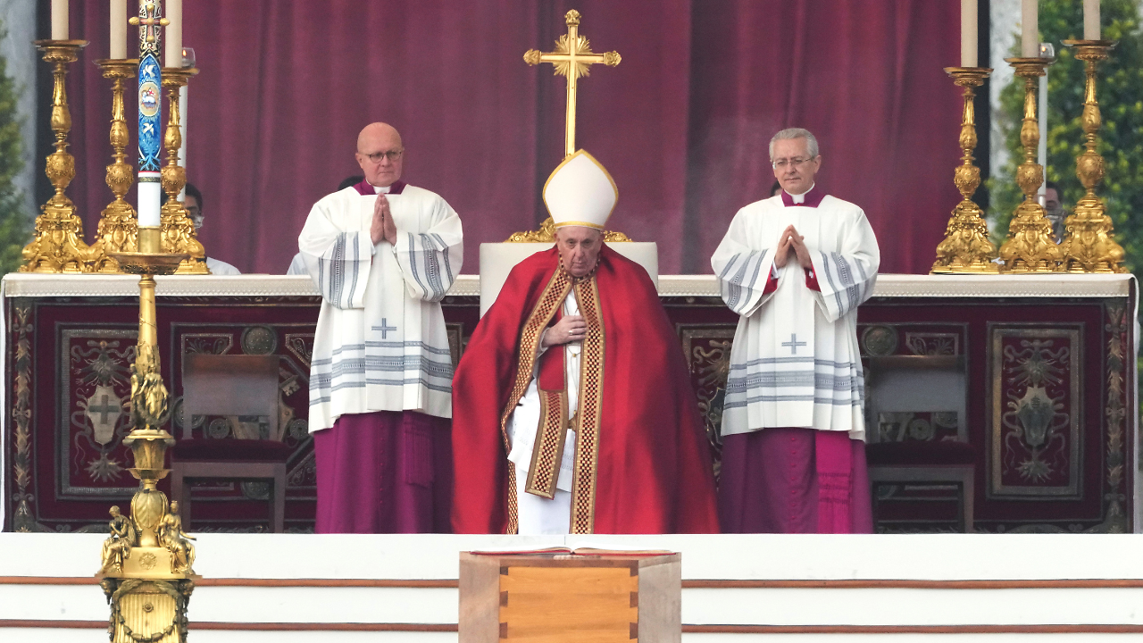 Pope Benedict XVI funeral live streaming: How to watch funeral ceremony ...