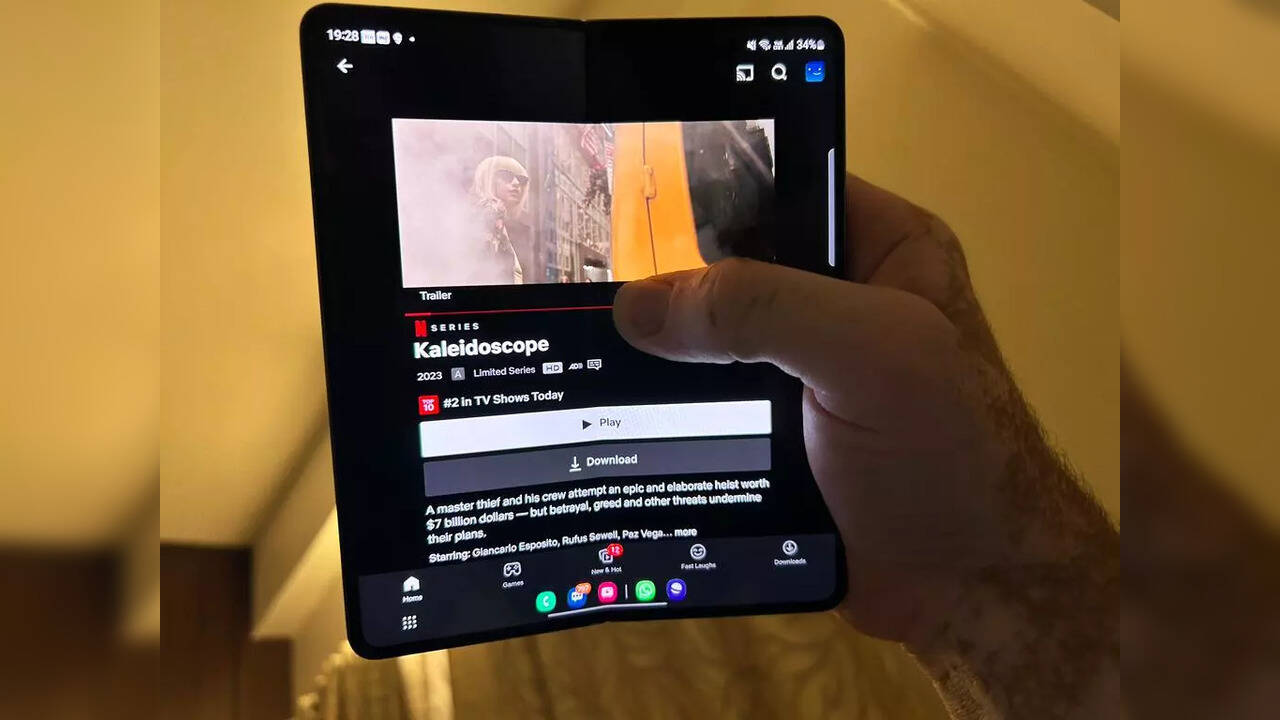 40,320 ways to watch Kaleidoscope Netflix's groundbreaking new series