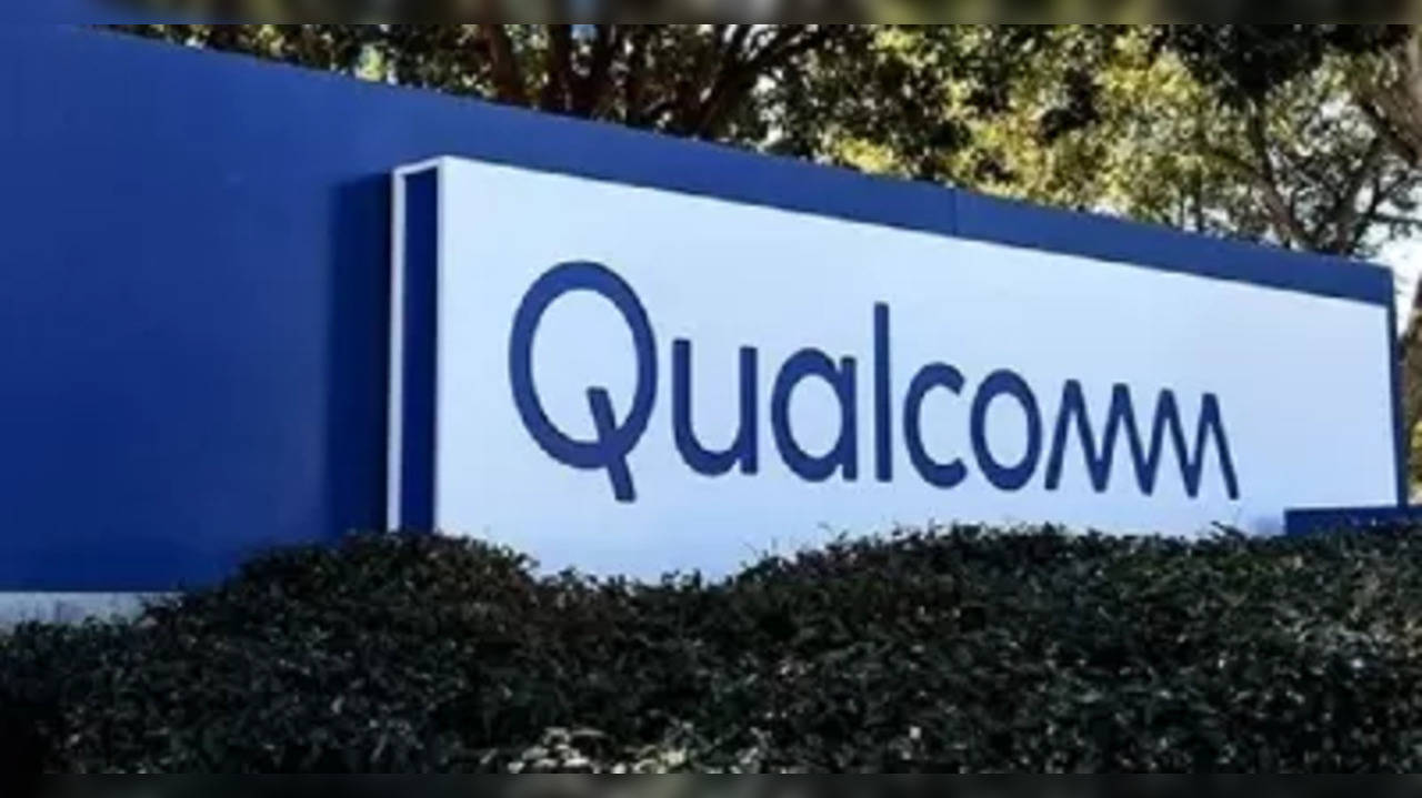 Qualcomm Inc has partnered with Iridium Communications Inc to provide a satellite-based messaging service on premium smartphones.