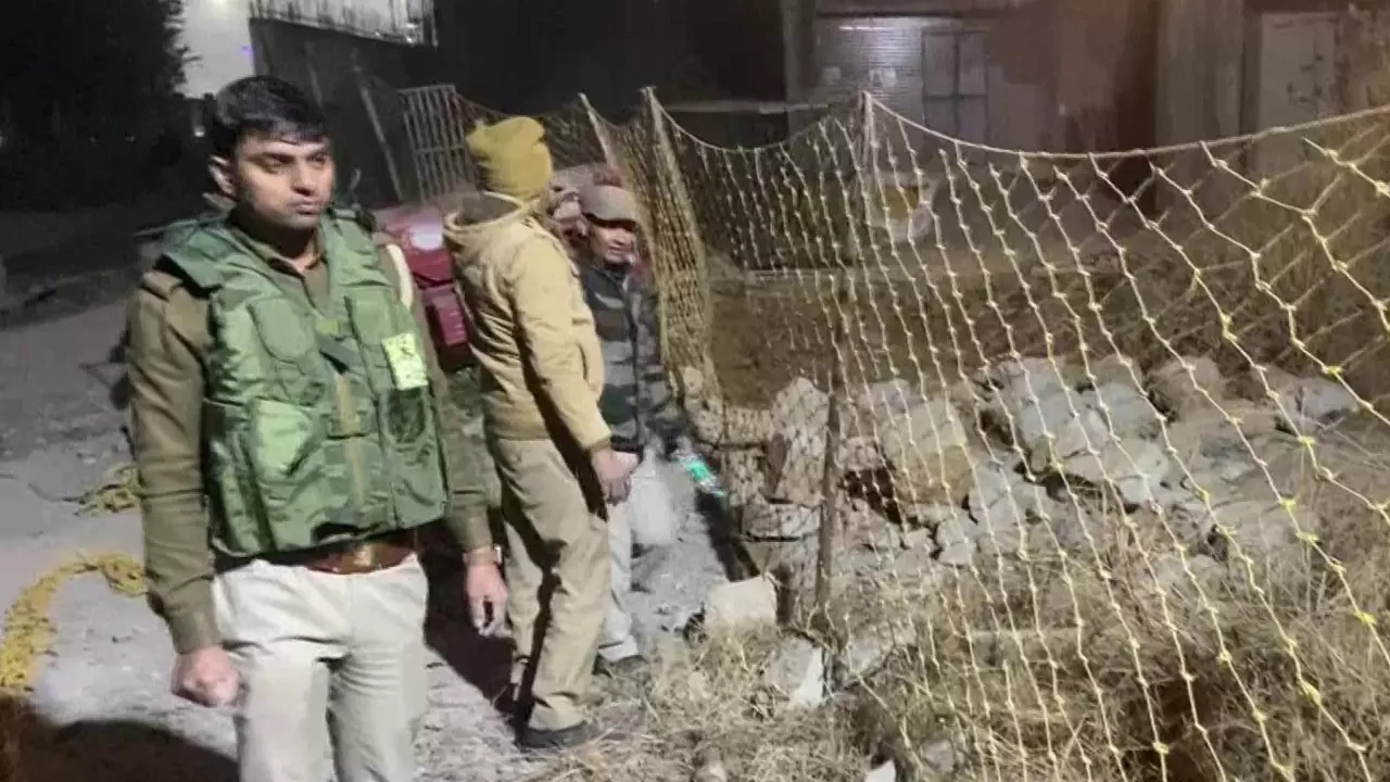 Forest officials in search of the elusive leopard.