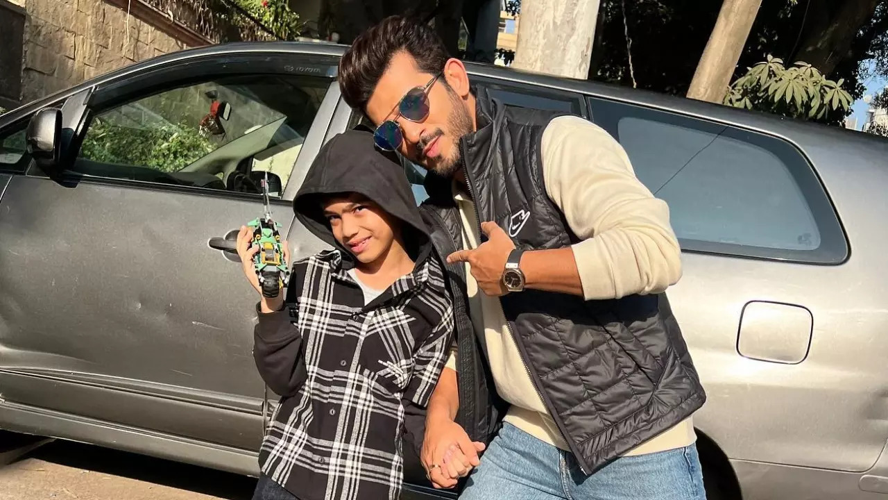 Arjun Bijlani with son Ayaan