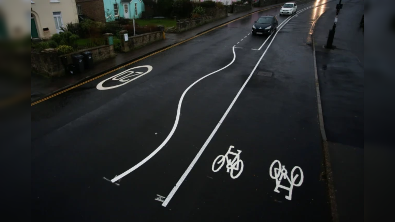 Clevedon road painted with wiggly lines