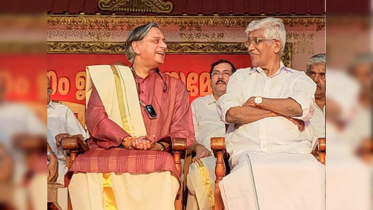 Congress leader Shashi Tharoor with NSS chief Sukumaran Nair at the NSS headquarters in perunna for the 'Mannam Jayanthi Celebrations'