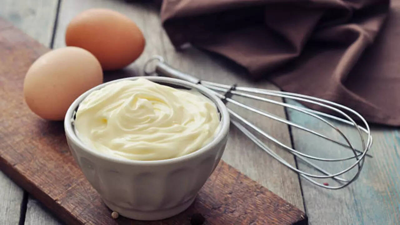 Food poisoning deaths Egg mayonnaise will no longer be served with