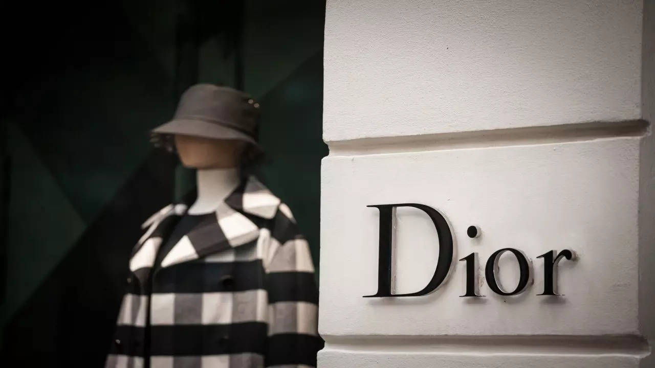 Bernard Arnault, world's richest man, appoints daughter as Dior