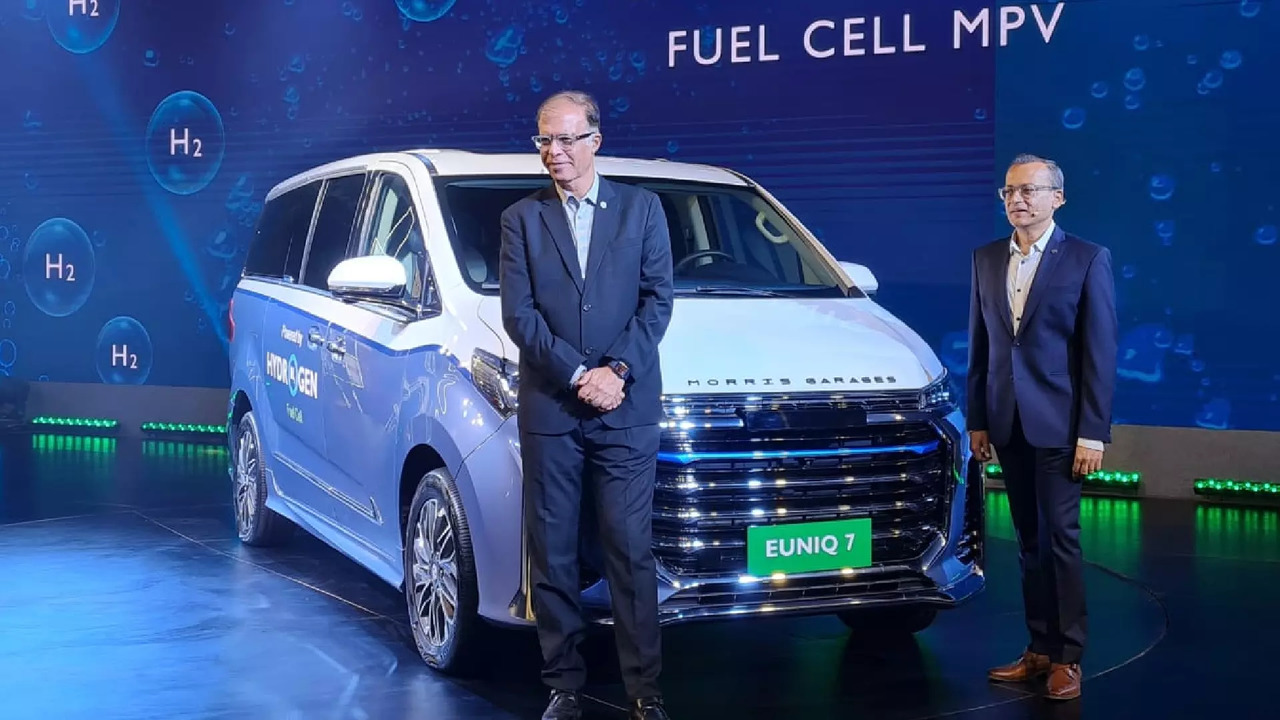 MG Euniq 7 fuel cell electric vehicle showcased in India