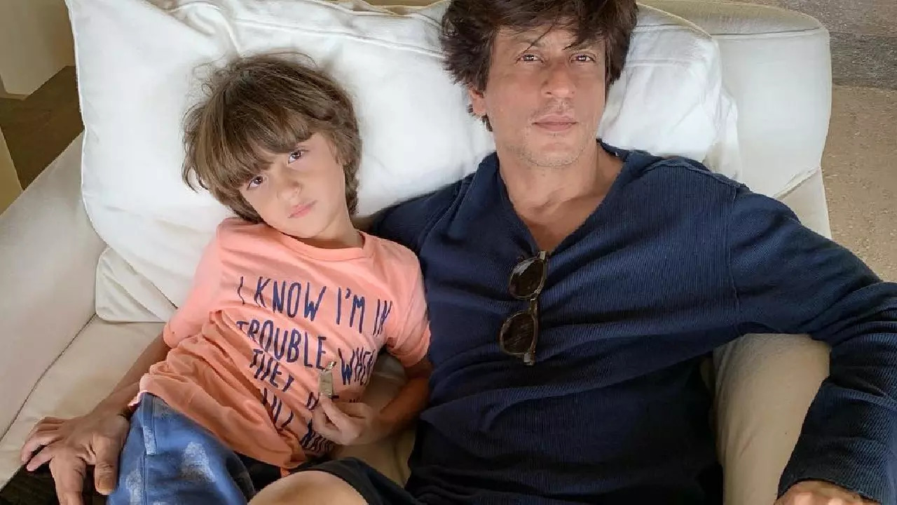 Shah Rukh Khan with son AbRam Khan