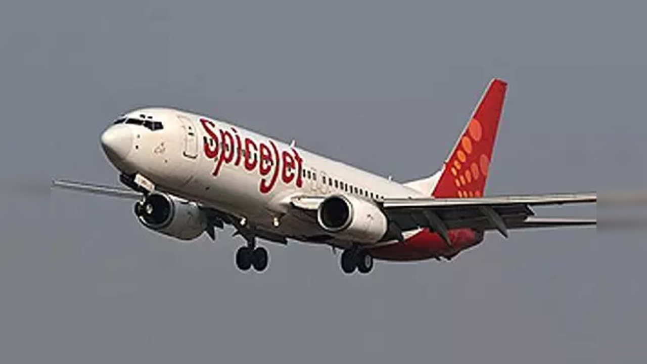 Bomb scare on Pune-bound Spicejet flight