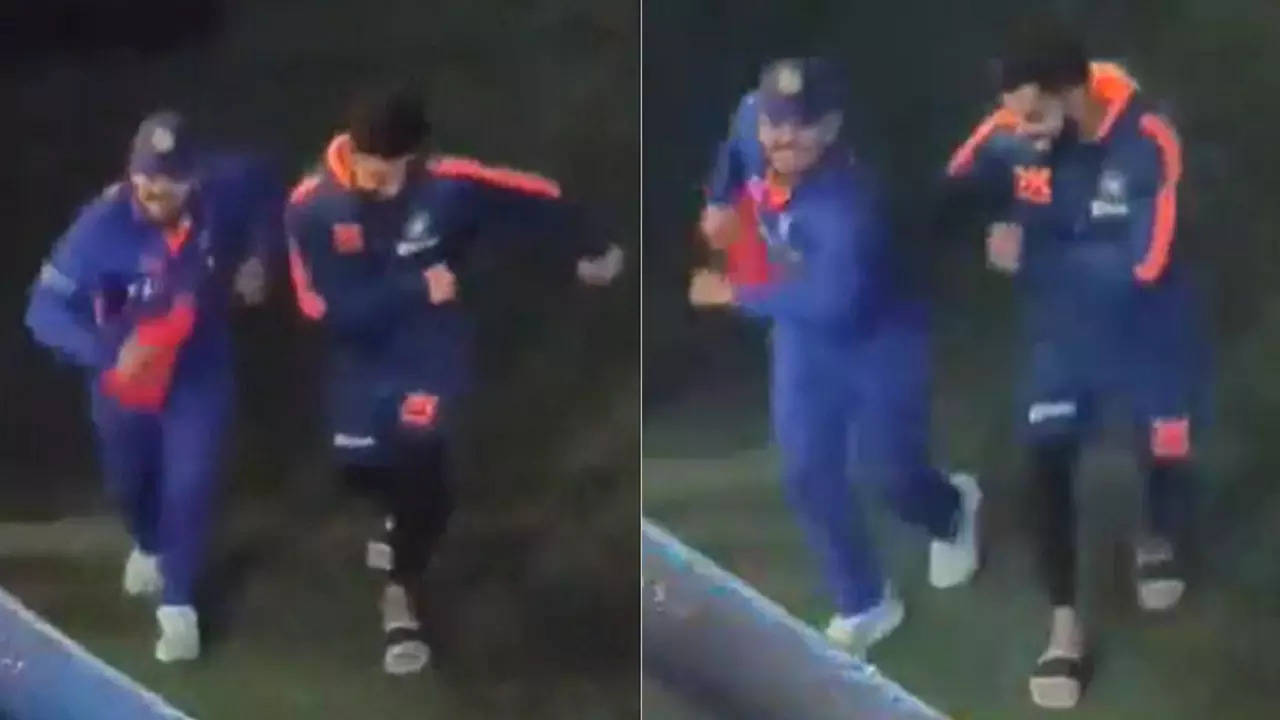 Virat Kohli Ishan Kishan dancing India vs Sri Lanka.