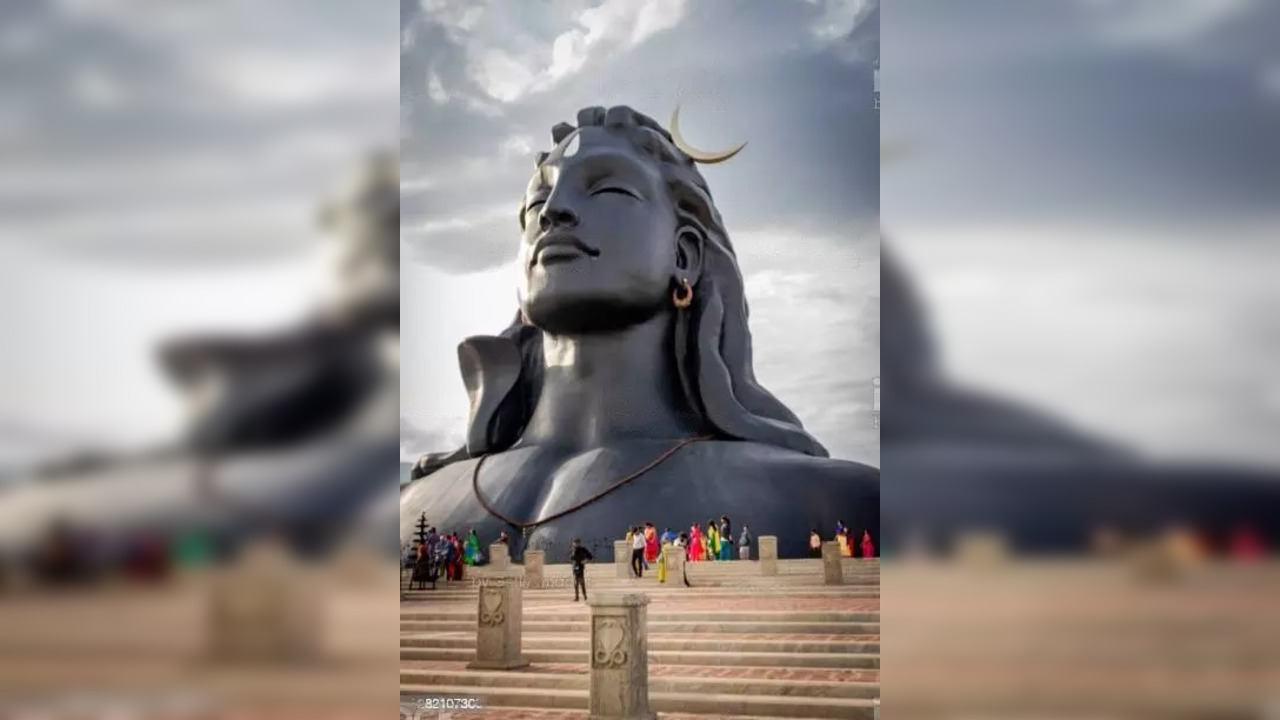 Isha Foundation statue of Adiyogi