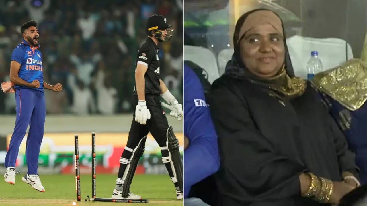 Mohammed Siraj mother in Hyderabad.