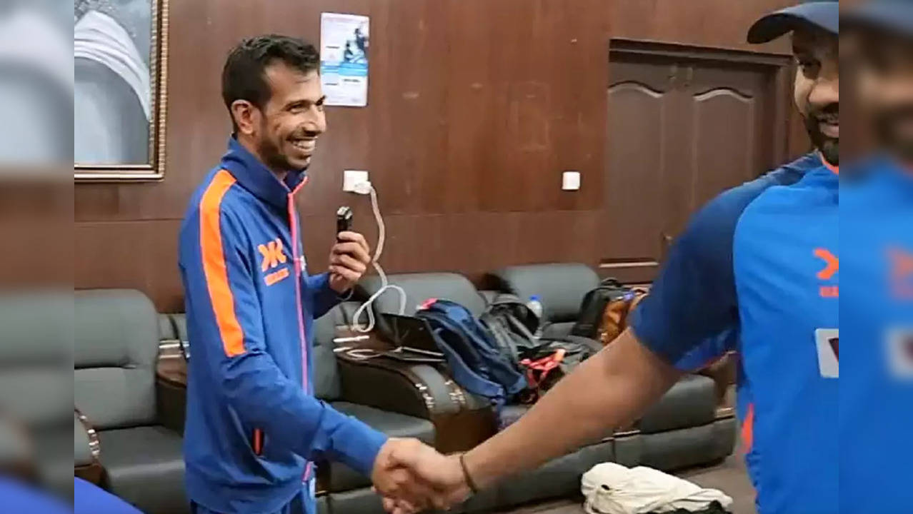 Rohit Sharma trolls Yuzvendra Chahal.