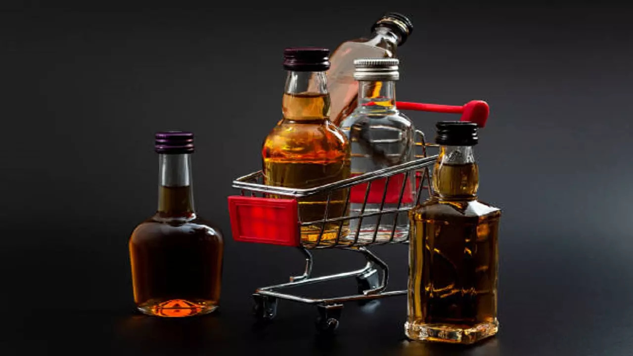 istockphoto-liquor bottle