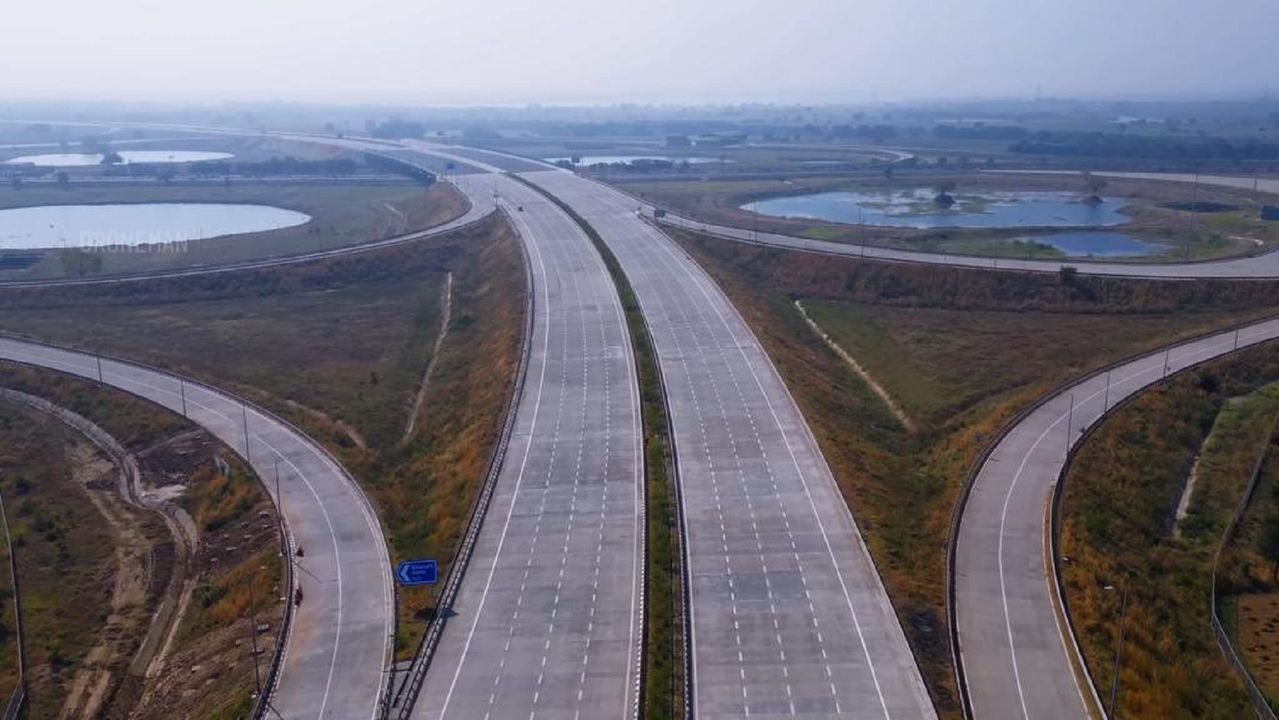 Delhi-Mumbai Expressway