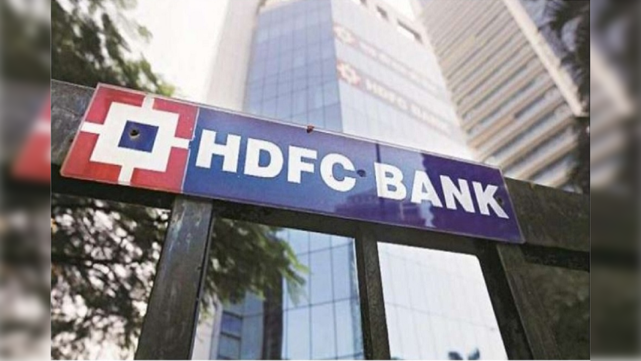 HDFC Bank top gainer