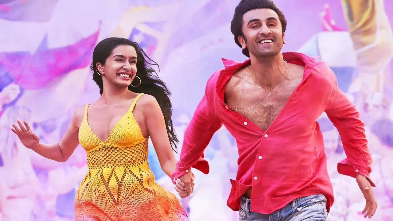 Trailer of Ranbir Kapoor and Shraddha Kapoor's Tu Jhoothi Main Makkaar out!