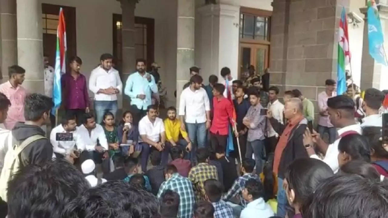 Pune University students demand to postpone 2nd year Engineering exam, stage protest outside main building