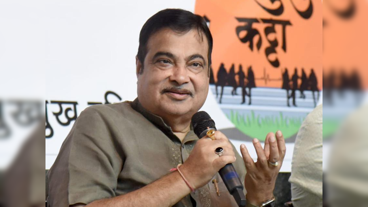 Union minister Nitin Gadkari on Monday assured Ayodhya-like facelift for Orchha town in Madhya Pradesh.