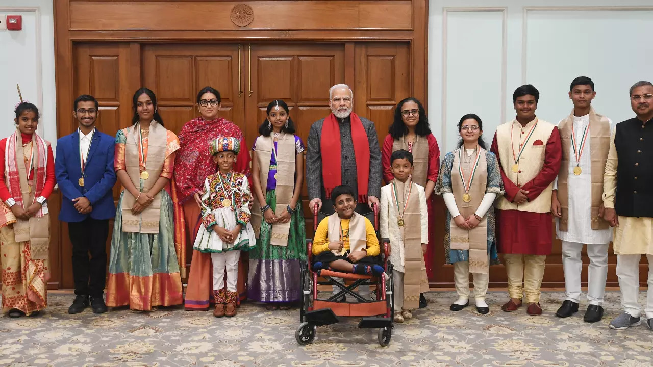 PM Modi interacts with Bal Puraskar Awardees