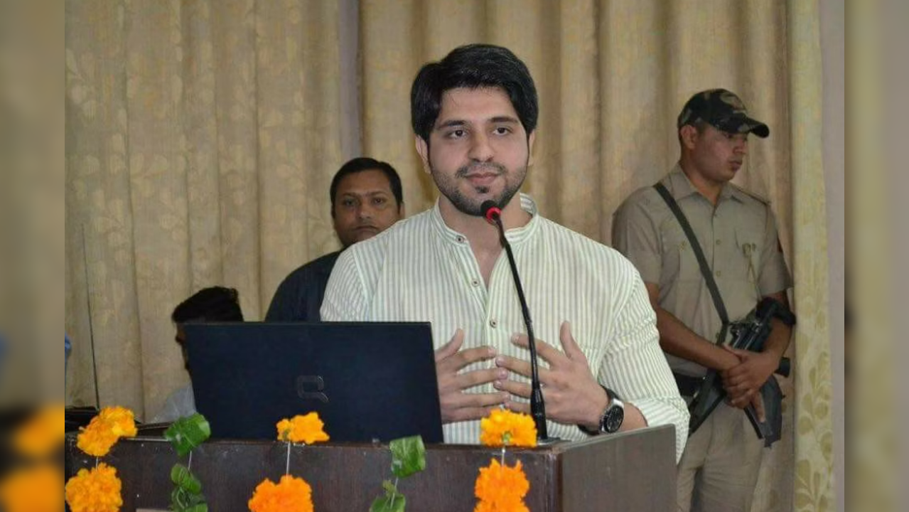 Shehzad Poonawalla slams Congress (Photo: Facebook)