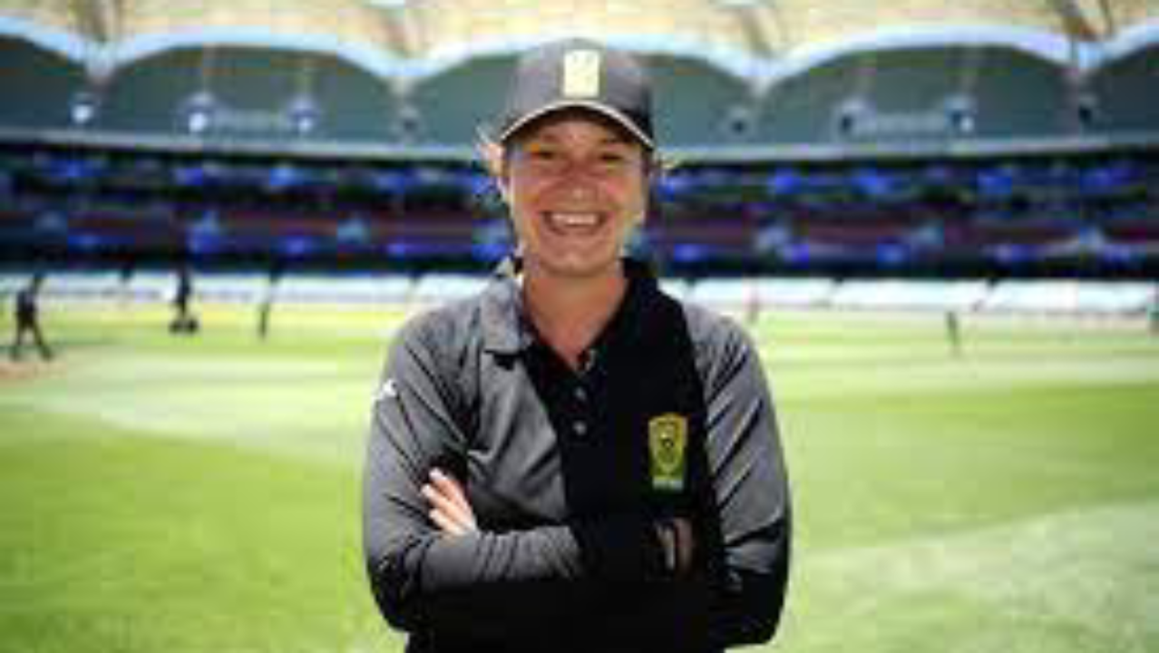 Female umpire icc