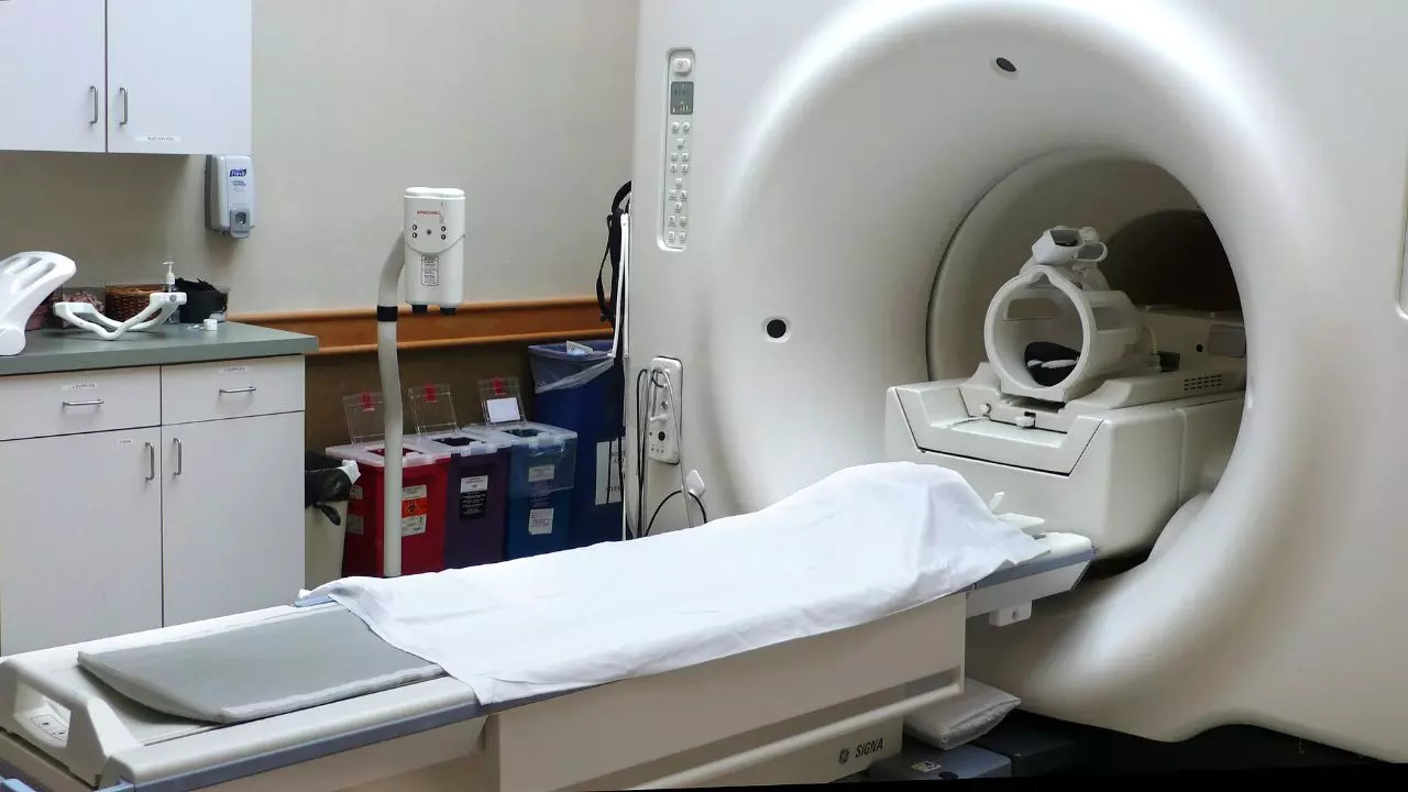 Low cost MRI