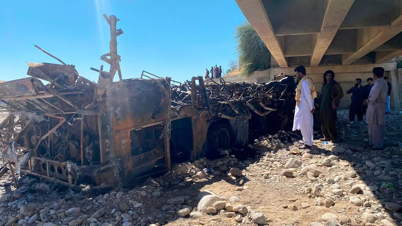 Pakistan bus accident