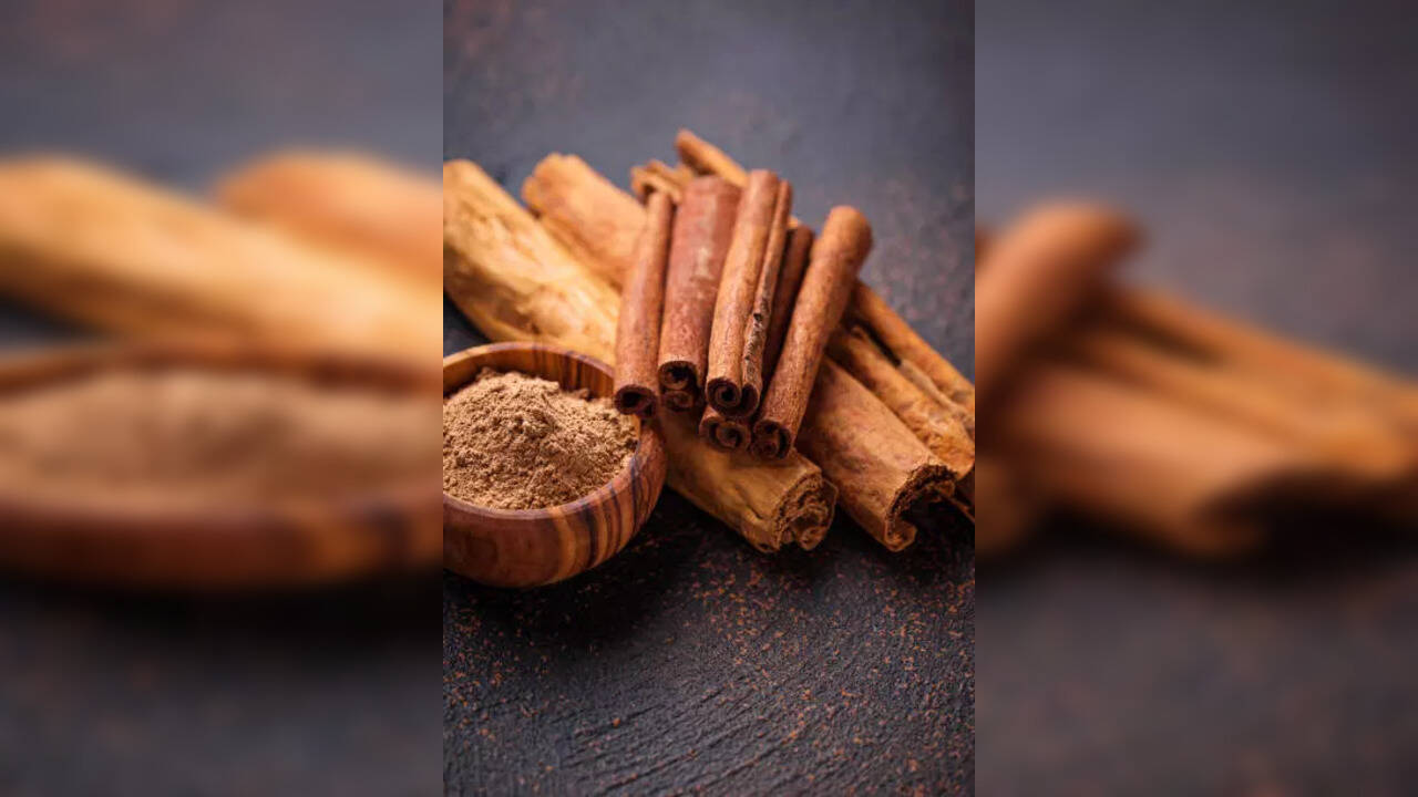 Ways to identify real cinnamon from toxic one; dangers and side effects