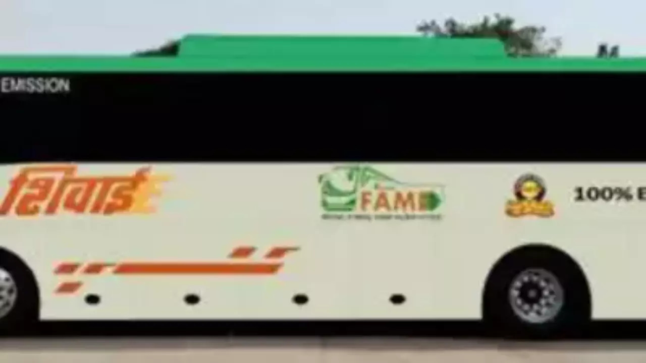 Mumbai MSRTC green Shivai Bus